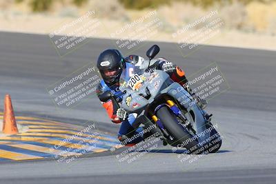 media/Dec-18-2022-SoCal Trackdays (Sun) [[8099a50955]]/Turn 10 (140pm)/